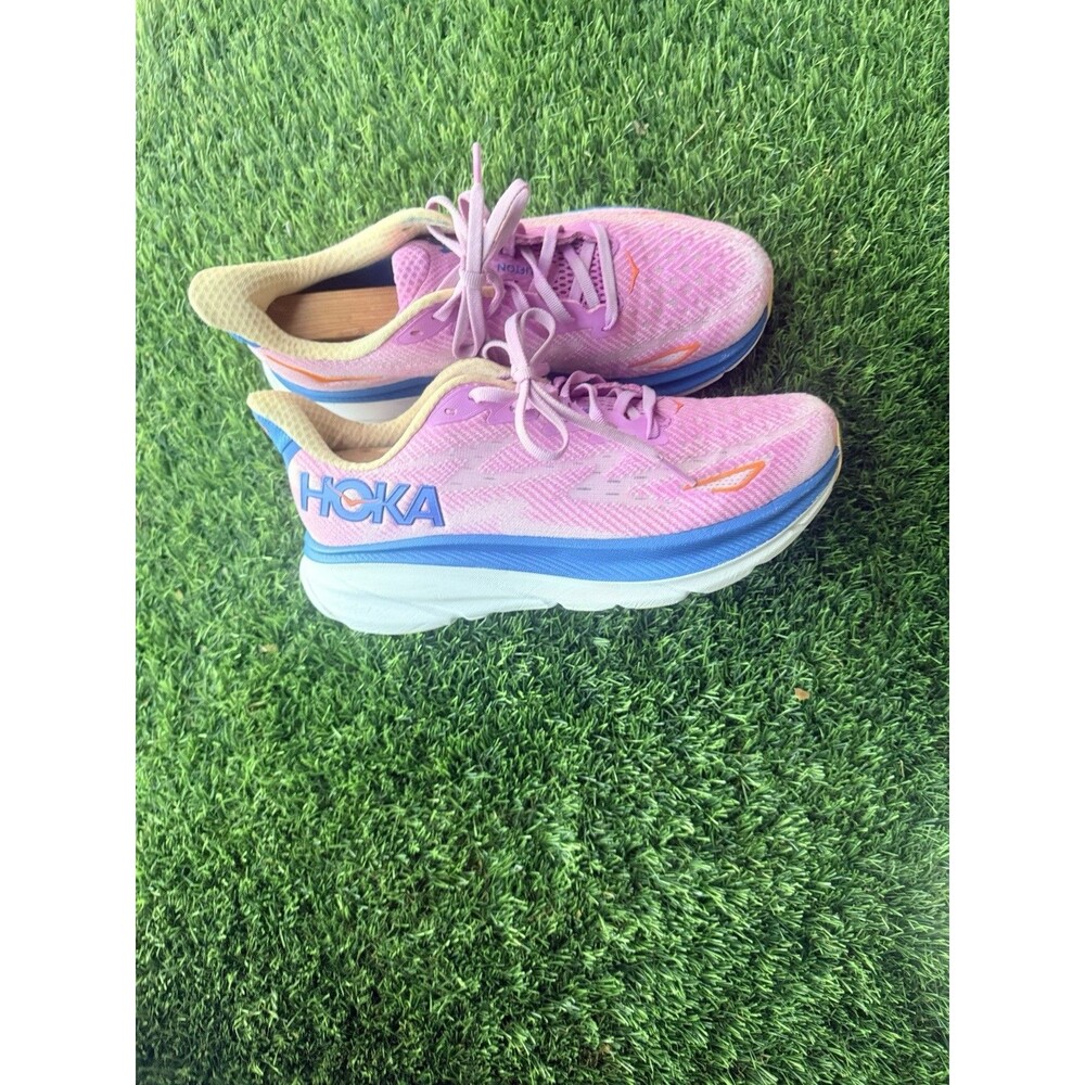 Hoka One One Clifton 9 Shoes Womens 8 B Pink Blue Running Sneakers Comfort